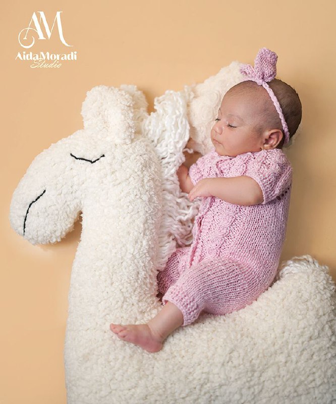 عکاسی کودک و نوزاد عکاسی کودک و نوزاد