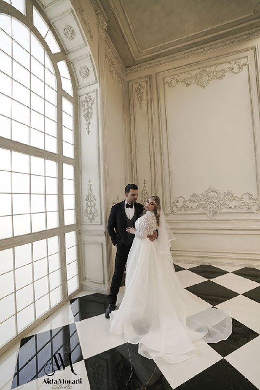 نمونه کارهای آتلیه عروس استودیو آیدا نمونه کارهای آتلیه عروس استودیو آیدا